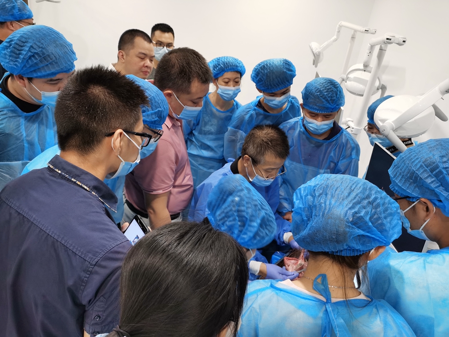 张东星老师南宁站微创拔牙实操课 ljj雷竞技官网
助力